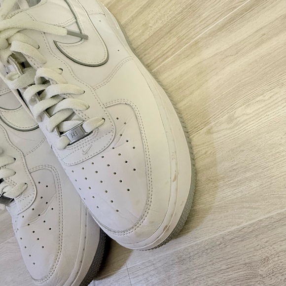Nike Air Force 1 Low White Sneakers — Men’s Size 13 - Picture 4 of 12